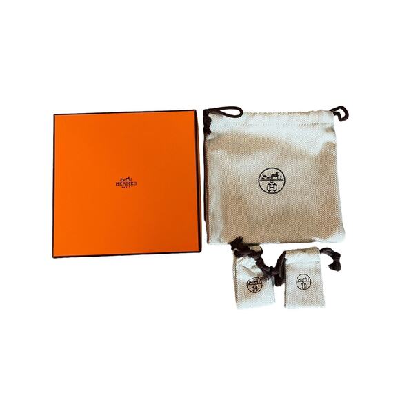 Authentic Hermes Empty Box 7” X 7” X 1.5” with Dust Bags Bundle Of 4 - Picture 1 of 5